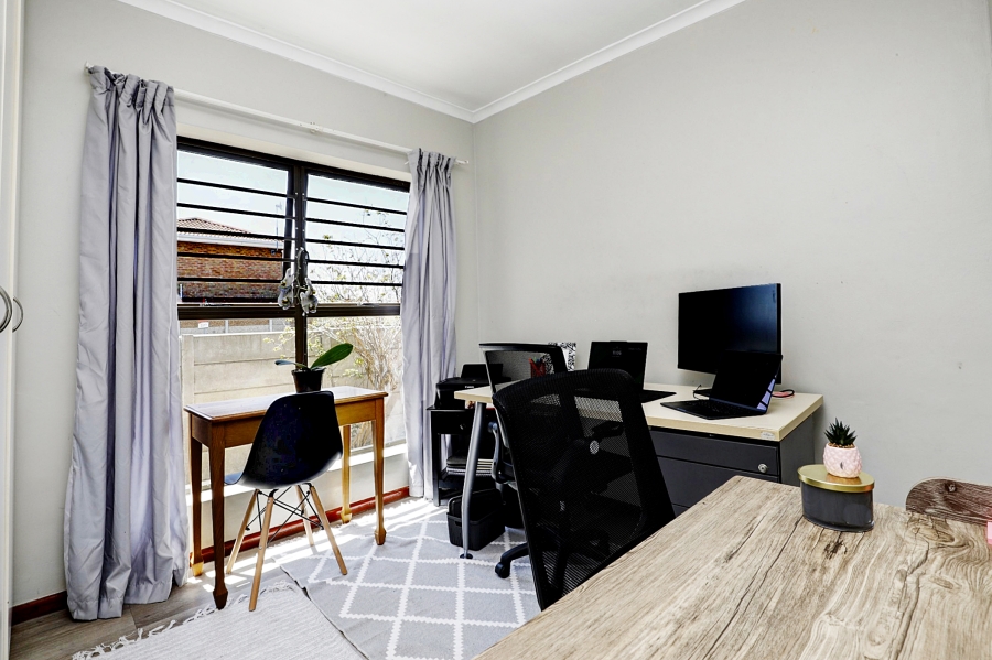 To Let 3 Bedroom Property for Rent in Langeberg Ridge Western Cape